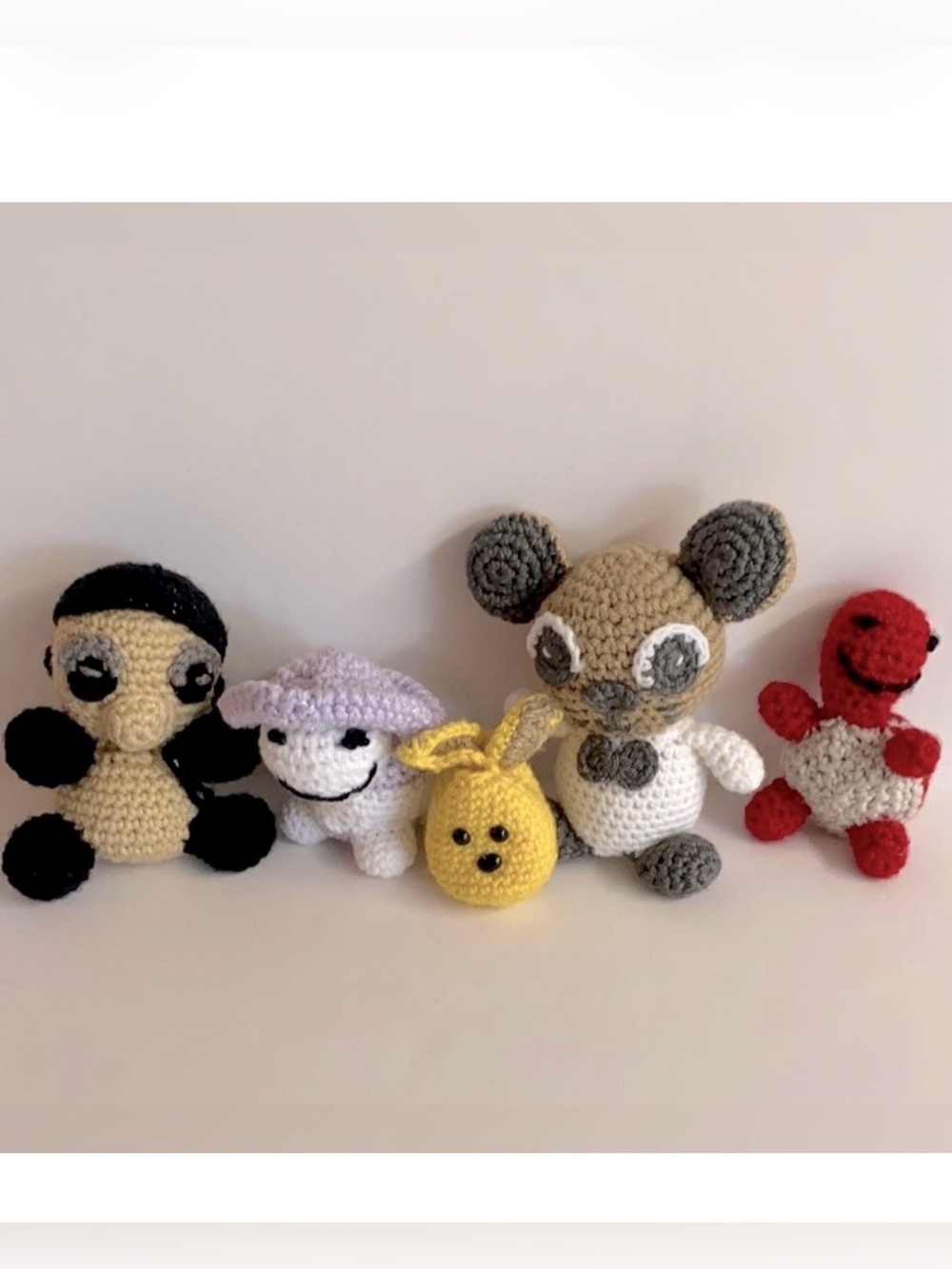 5PC Handcrafted Crocheted animals.Various adorable animals in great condition